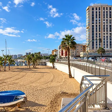 Muelle Deportivo Apartment *