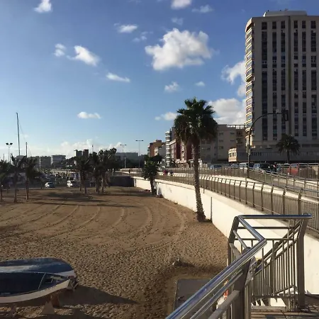 Muelle Deportivo * Лас-Пальмас-де-Гран-Канария