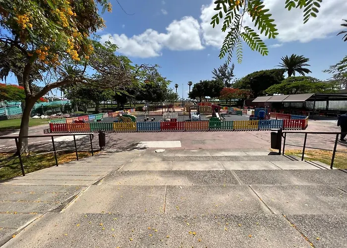 公寓 Muelle Deportivo *